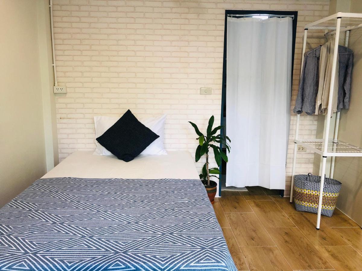 Number 4 Old Town Hostel Chiang Mai Ngoại thất bức ảnh