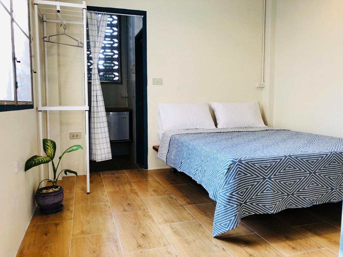 Number 4 Old Town Hostel Chiang Mai Ngoại thất bức ảnh