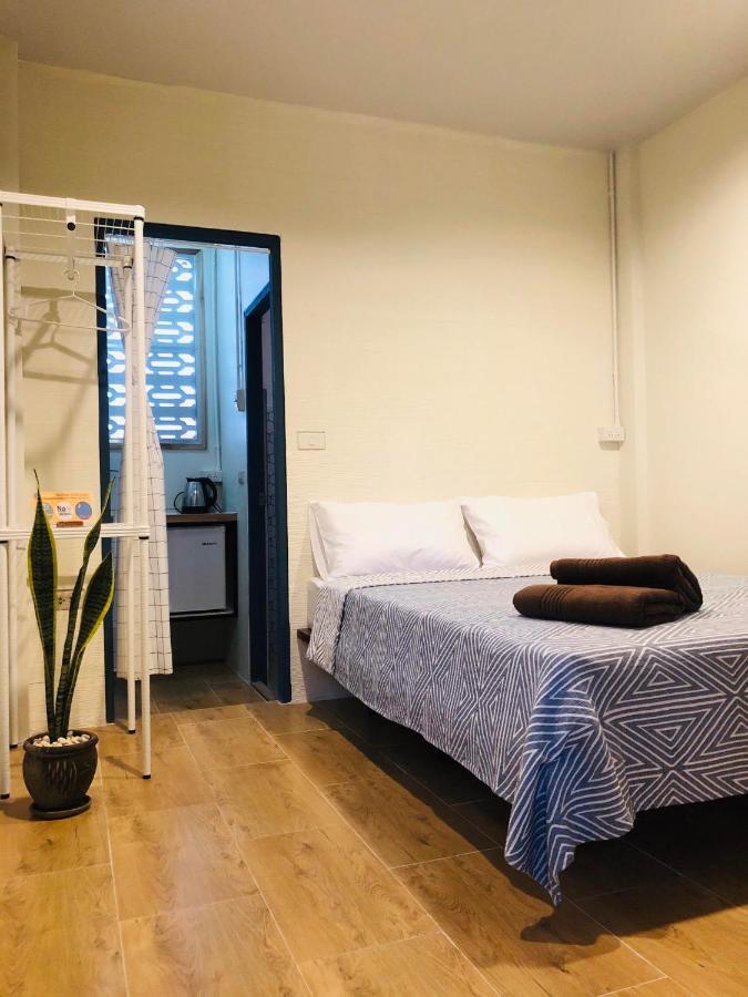 Number 4 Old Town Hostel Chiang Mai Ngoại thất bức ảnh